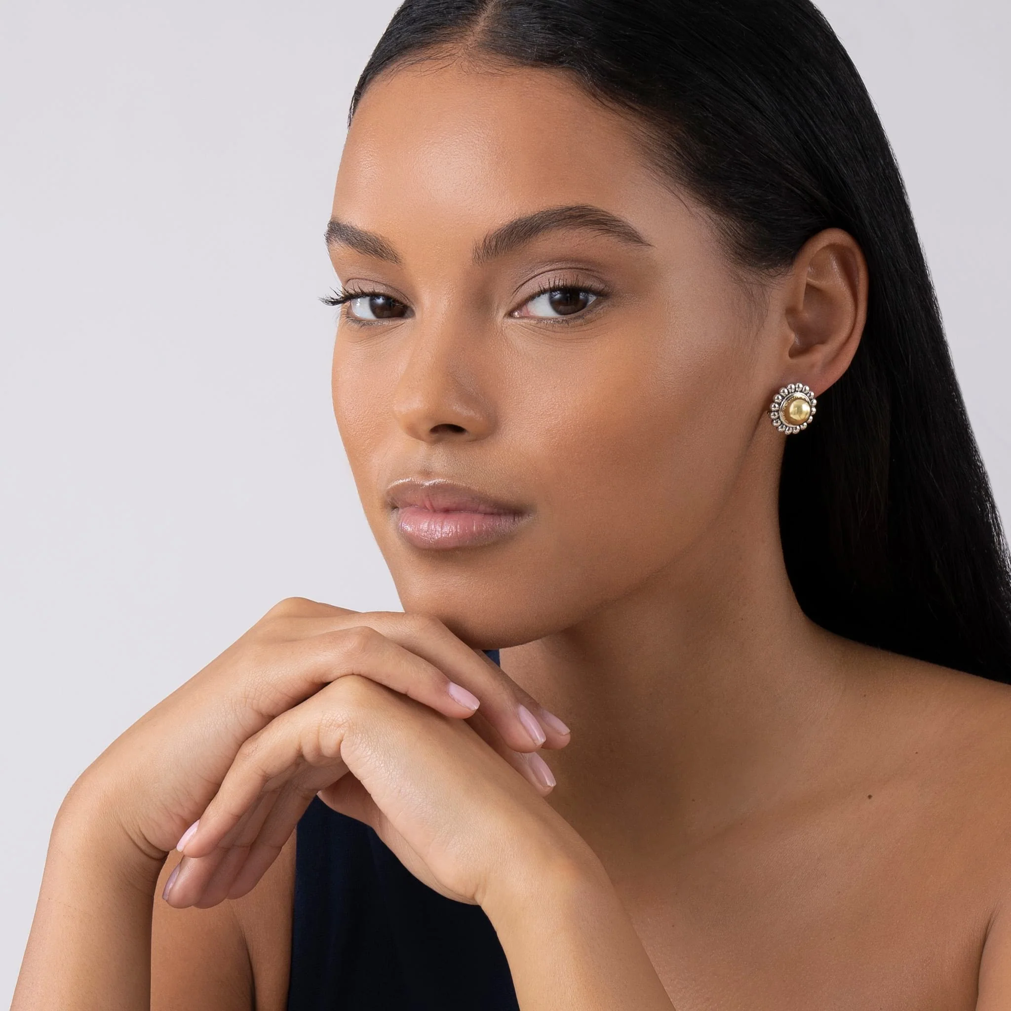 High Bar Two-Tone Caviar Omega Clip Earrings - Image 2