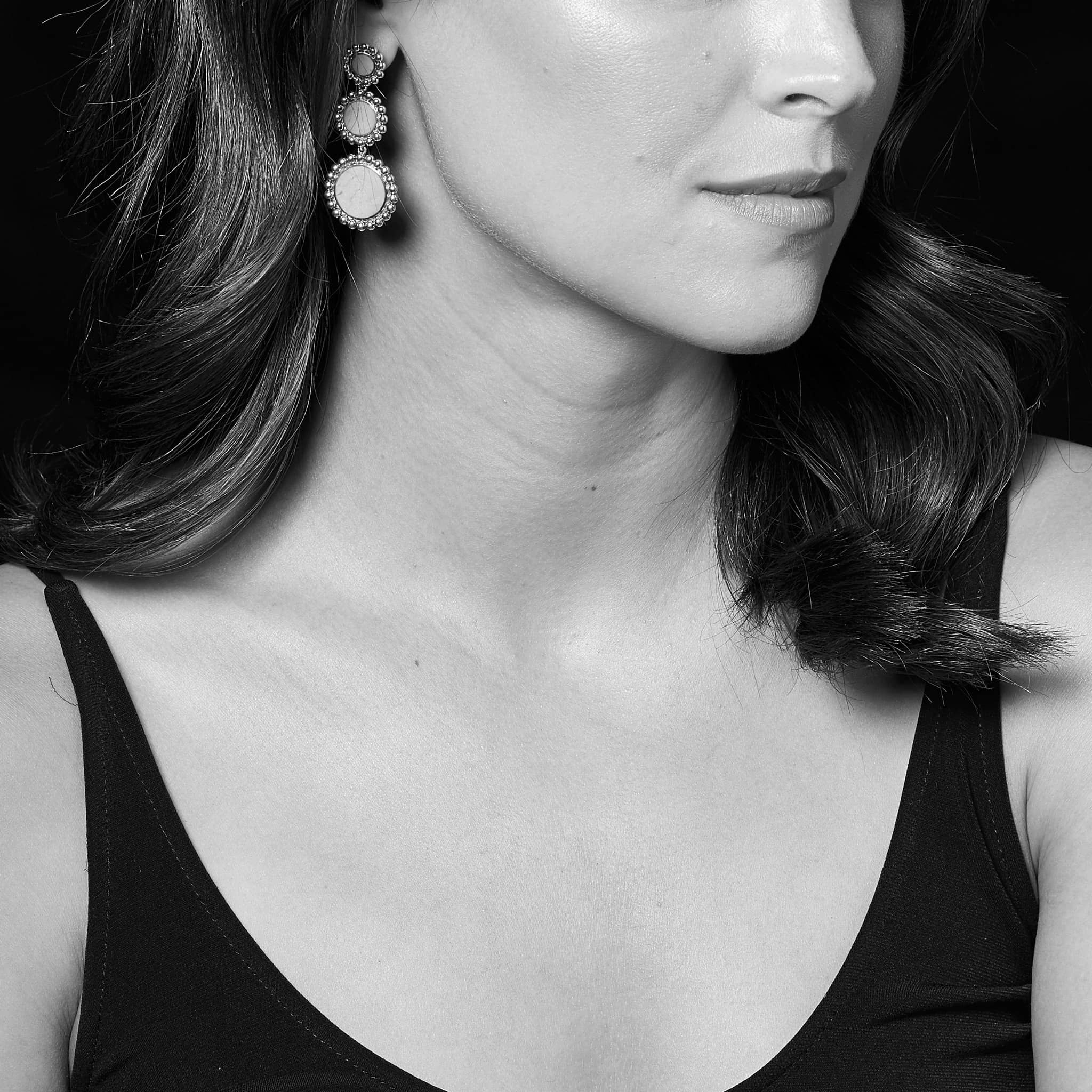 Maya Three Onyx Circle Drop Earrings - Image 2